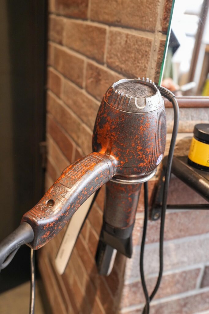 Chrystelle-lasserre-coiffeur-visagiste-barbier-hair-styliste-cheveux-tignes-73320